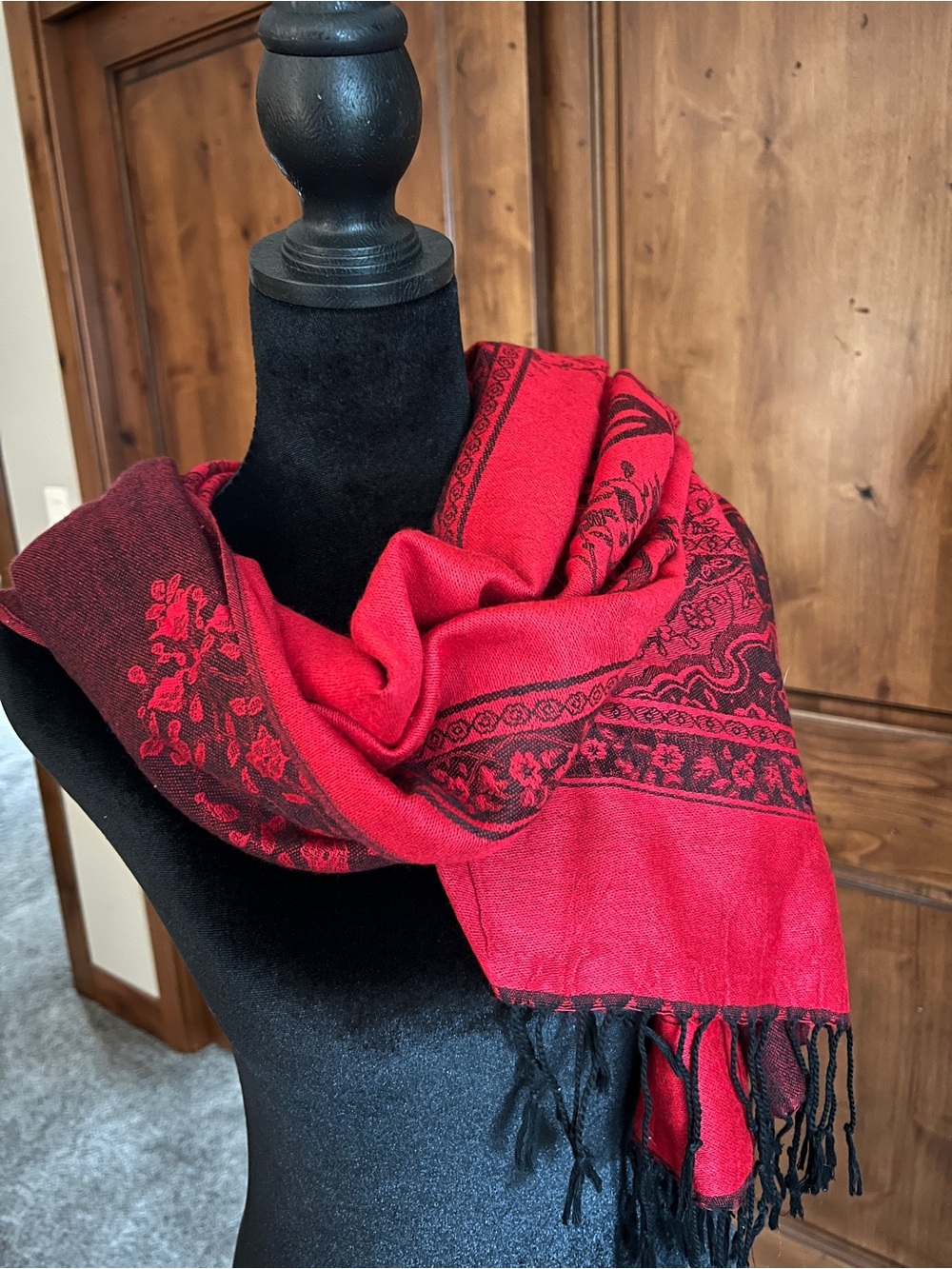 Turkish Red & Black Cashmere Tulip Scarf - Women's Accessory